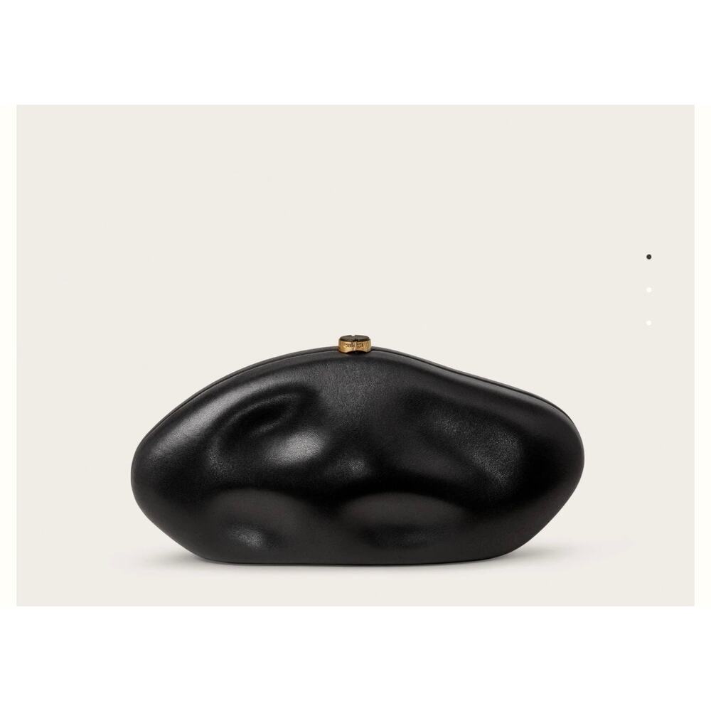 Caldera Clutch in black - Cult Gaia